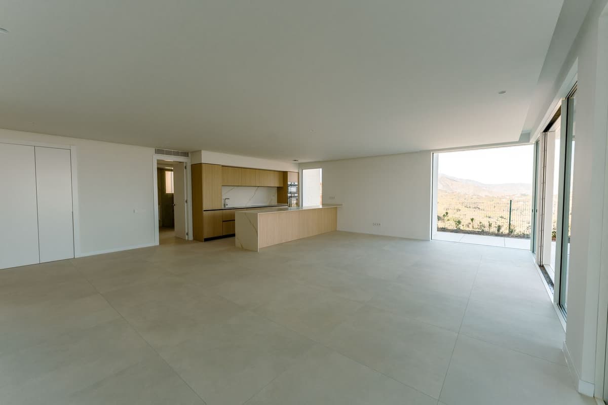 Ground Floor Apartment in Ojén — photo 3 of 10
