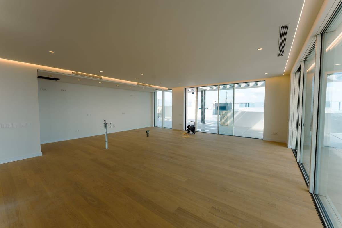 Middle Floor Apartment in Ojén — photo 3 of 10