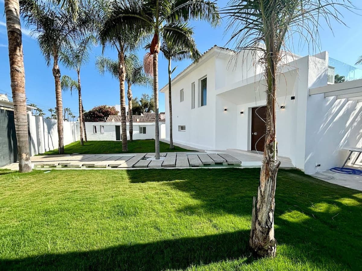 Detached Villa in Marbella — photo 4 of 10