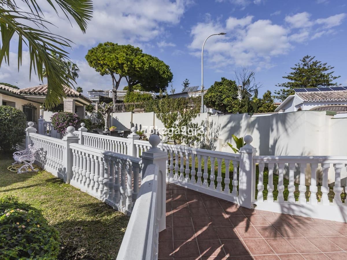 Detached Villa in Benalmadena Costa — photo 10 of 10