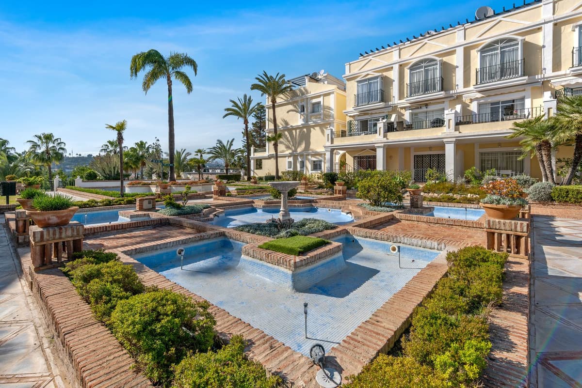 Ground Floor Apartment in Marbella — photo 2 of 10