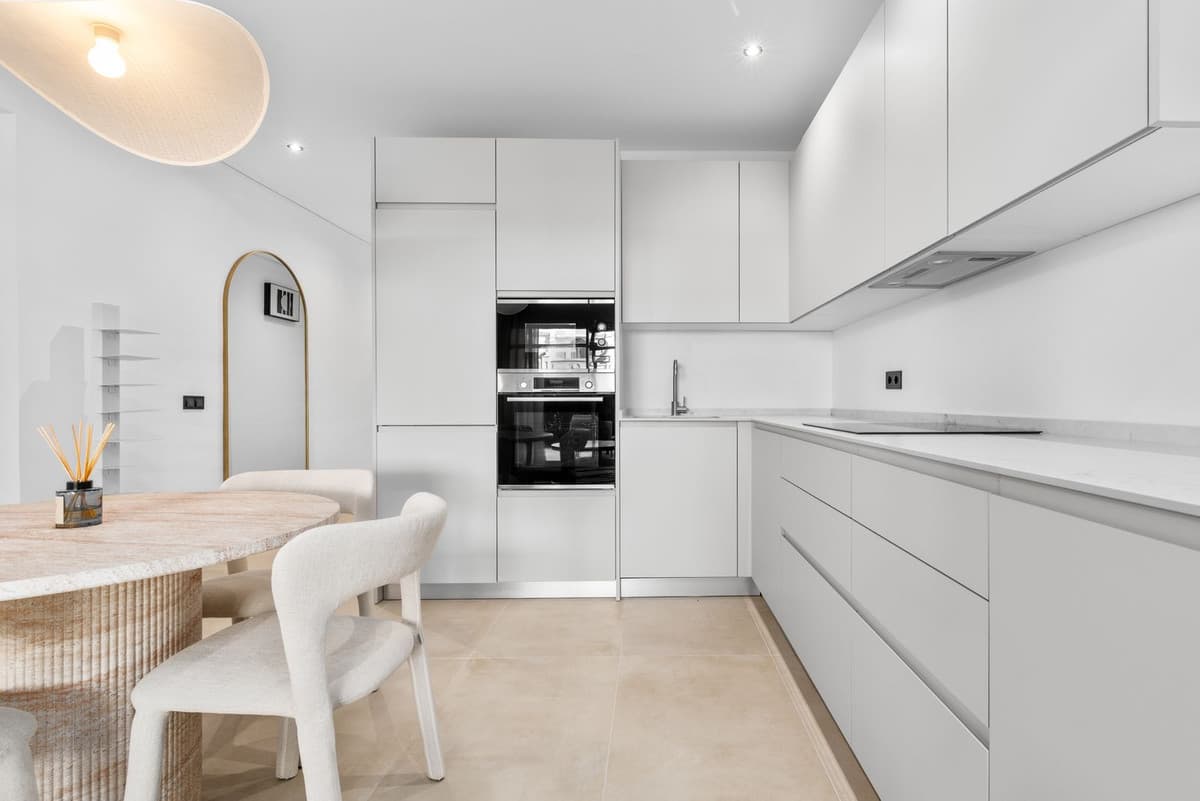 Ground Floor Apartment in Marbella — photo 3 of 10