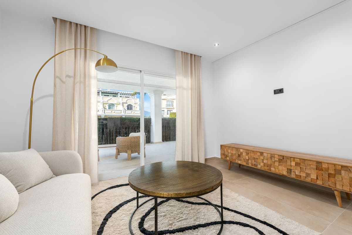 Ground Floor Apartment in Marbella — photo 10 of 10