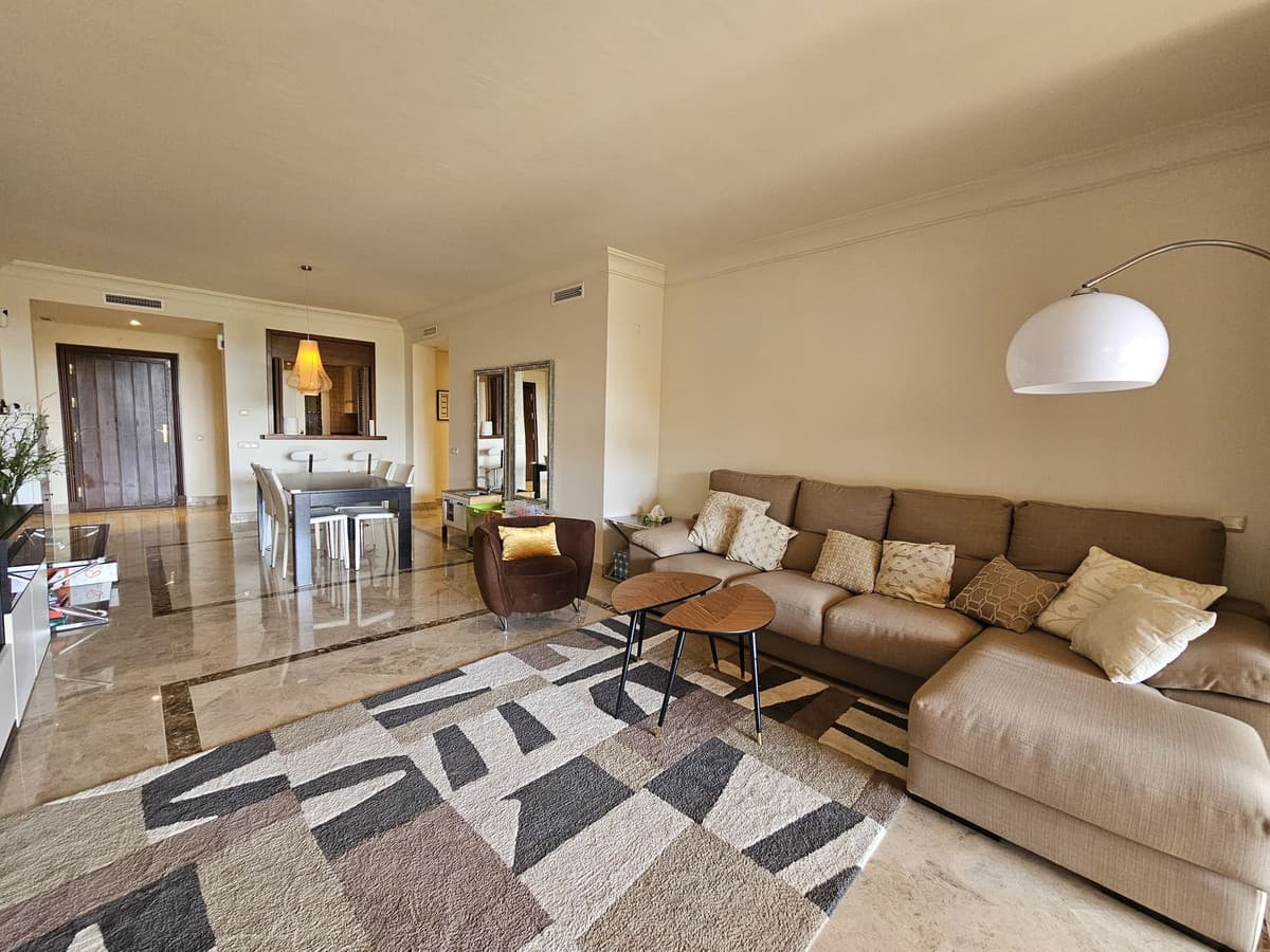 Ground Floor Apartment in Nueva Andalucía — photo 7 of 10