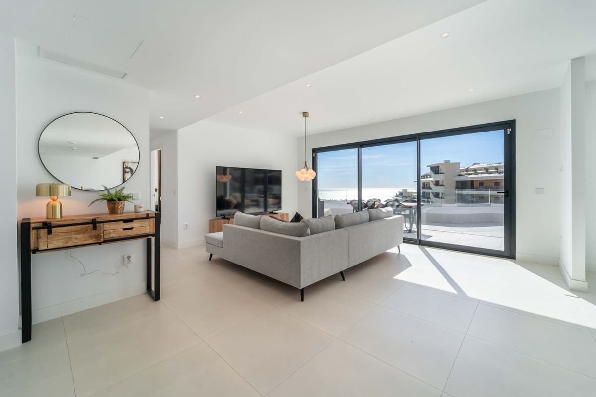 Penthouse in Higueron — photo 1 of 10
