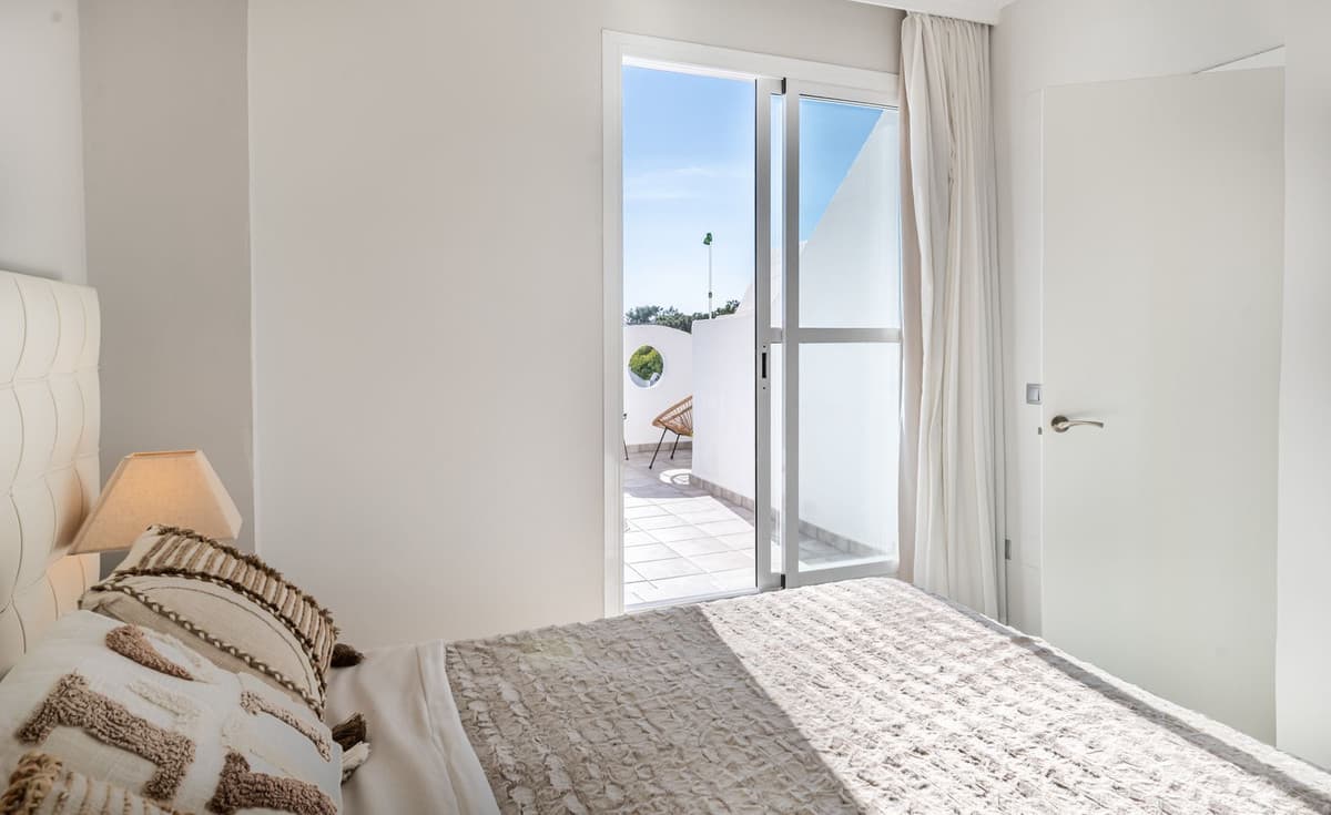 Townhouse in Marbella — photo 7 of 10