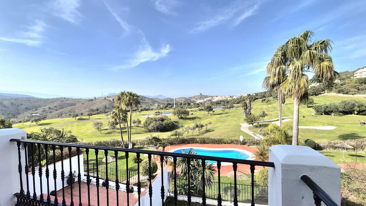 Townhouse in Alhaurin Golf — photo 1 of 10