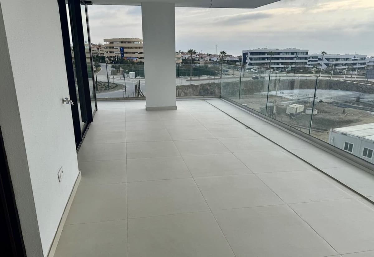 Middle Floor Apartment in Fuengirola — photo 6 of 10