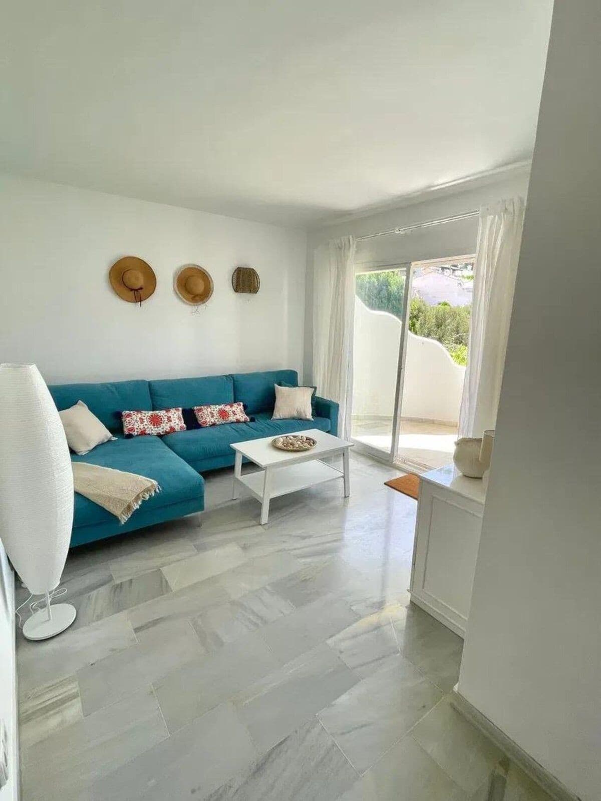 Ground Floor Apartment in Calahonda — photo 2 of 10