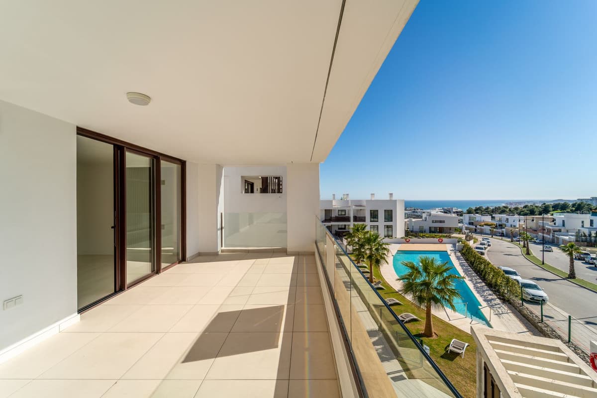 Middle Floor Apartment in Fuengirola — photo 7 of 10