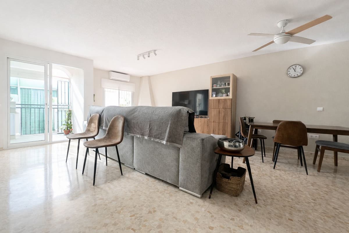Townhouse in Arroyo de la Miel — photo 4 of 10