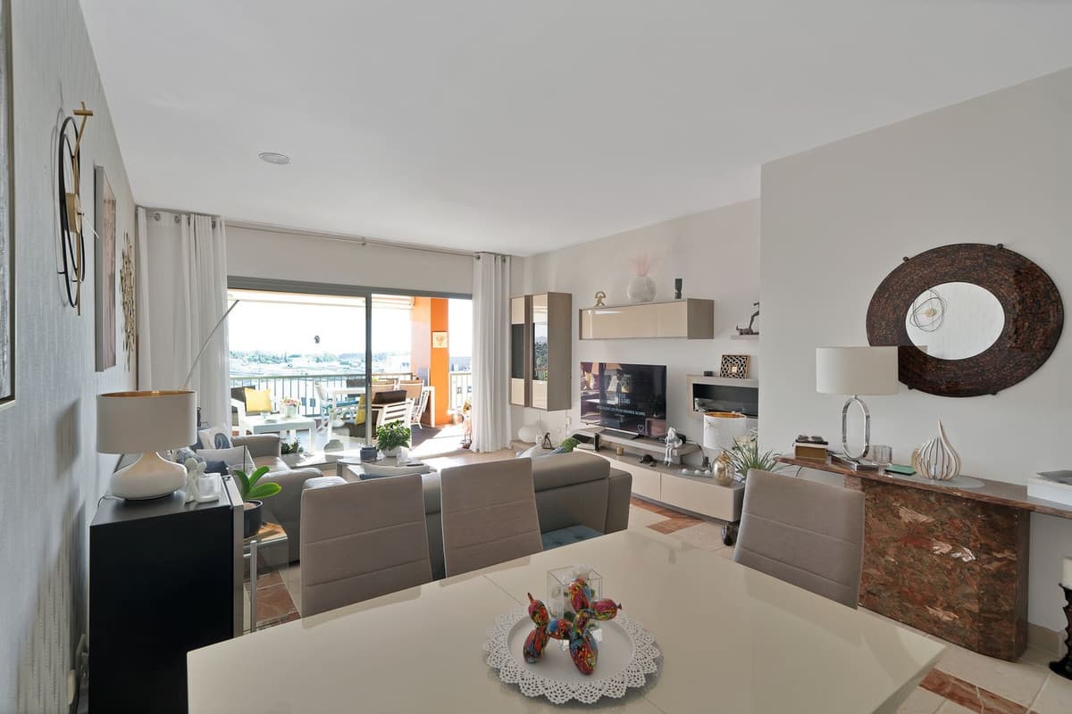 Middle Floor Apartment in Atalaya — photo 8 of 10