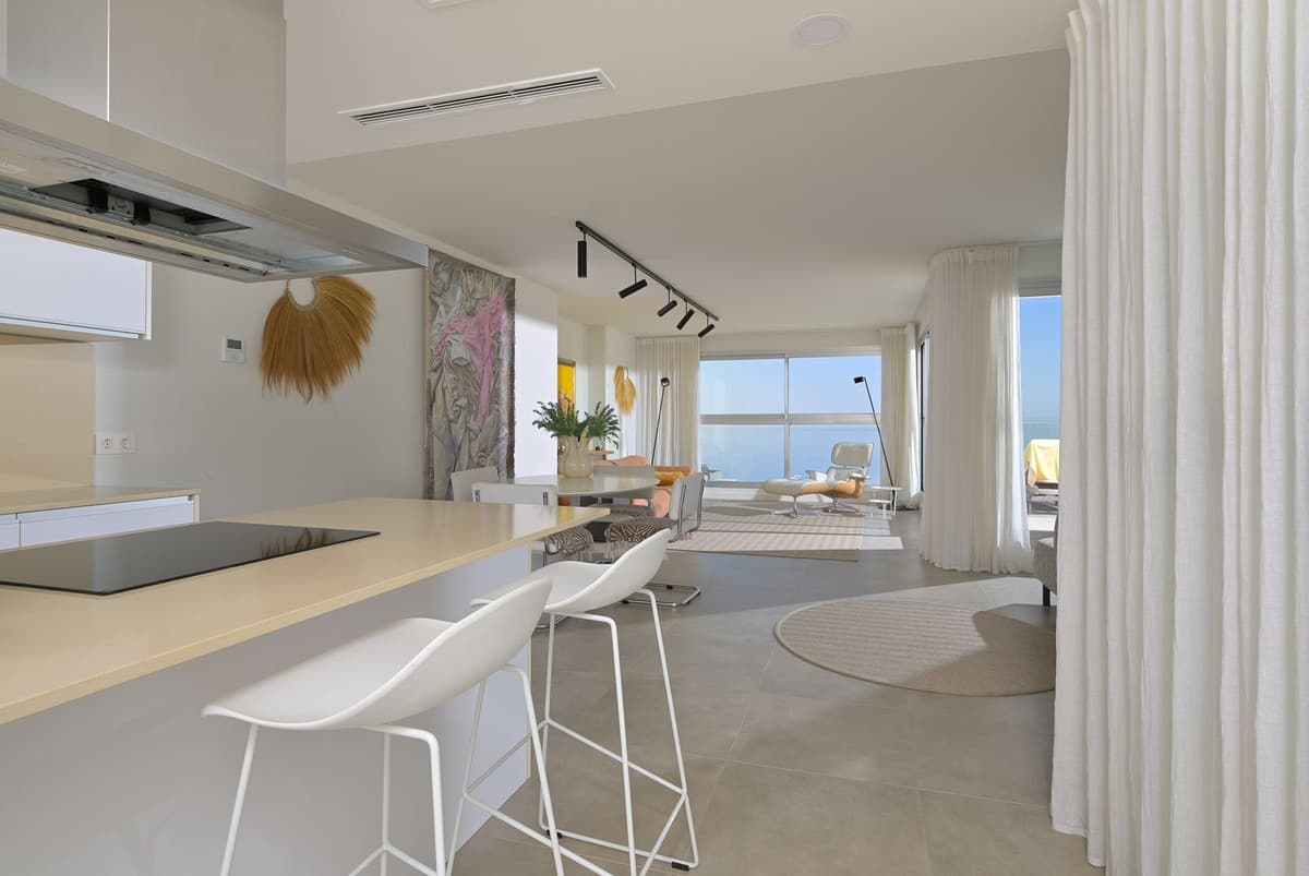 Penthouse Duplex in Torrequebrada — photo 2 of 10