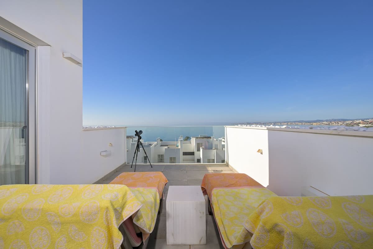 Penthouse Duplex in Torrequebrada — photo 10 of 10