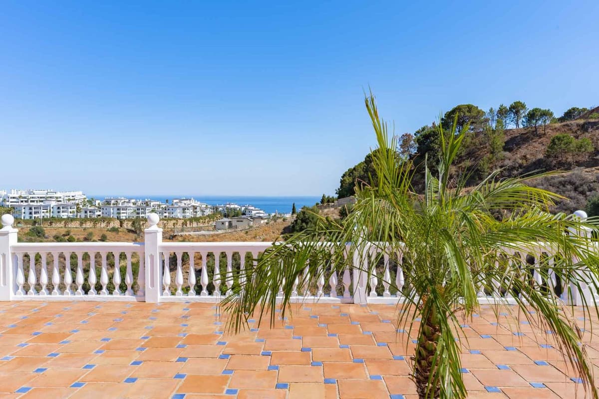 Cortijo in Estepona — photo 1 of 10