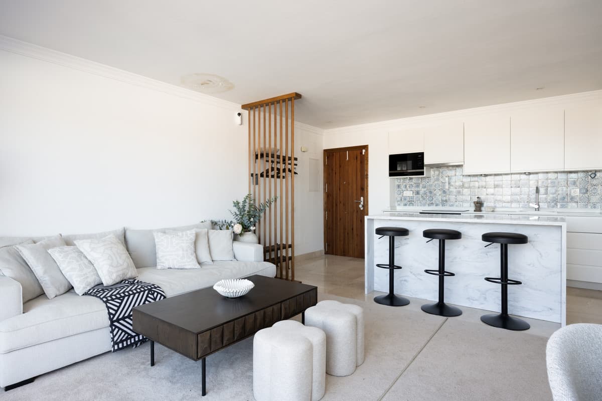 Penthouse in El Paraiso — photo 3 of 10