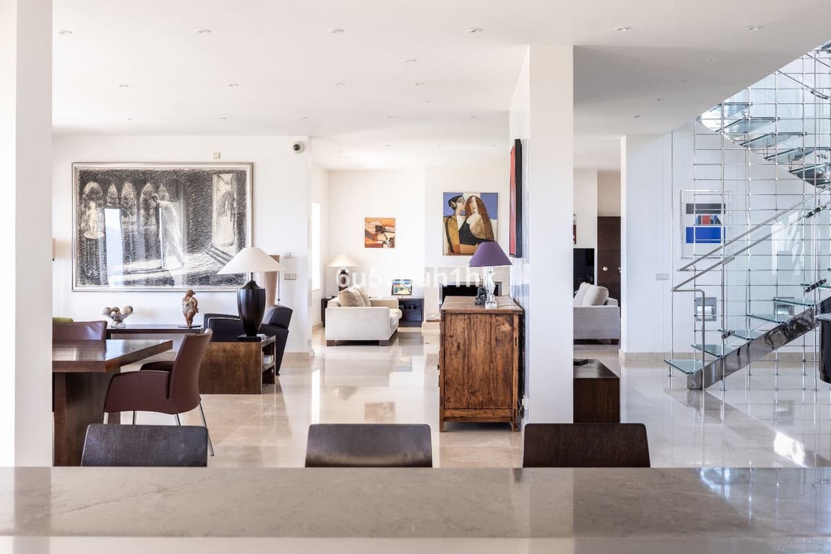 Detached Villa in Antequera — photo 3 of 10