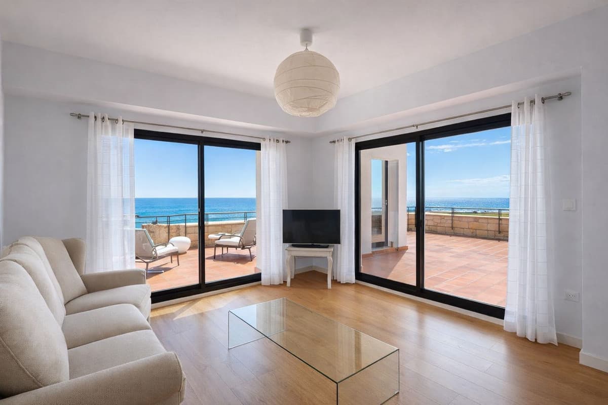 Ground Floor Apartment in Casares Playa — photo 4 of 10