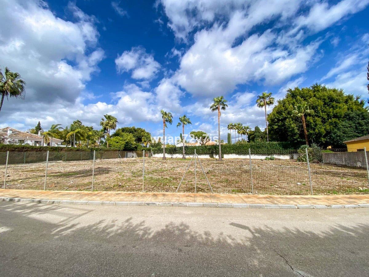 Land in Guadalmina Baja — photo 3 of 10