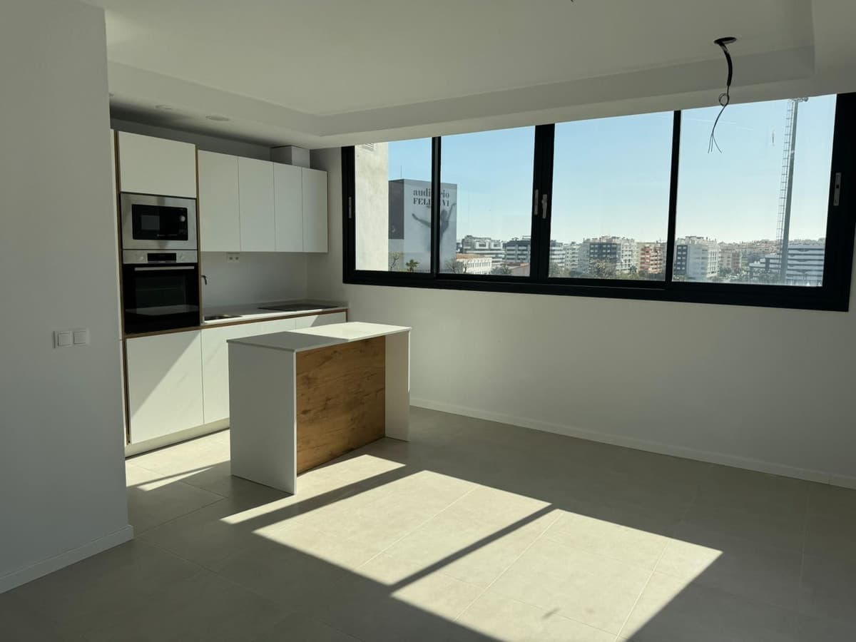 Penthouse in Estepona — photo 1 of 9
