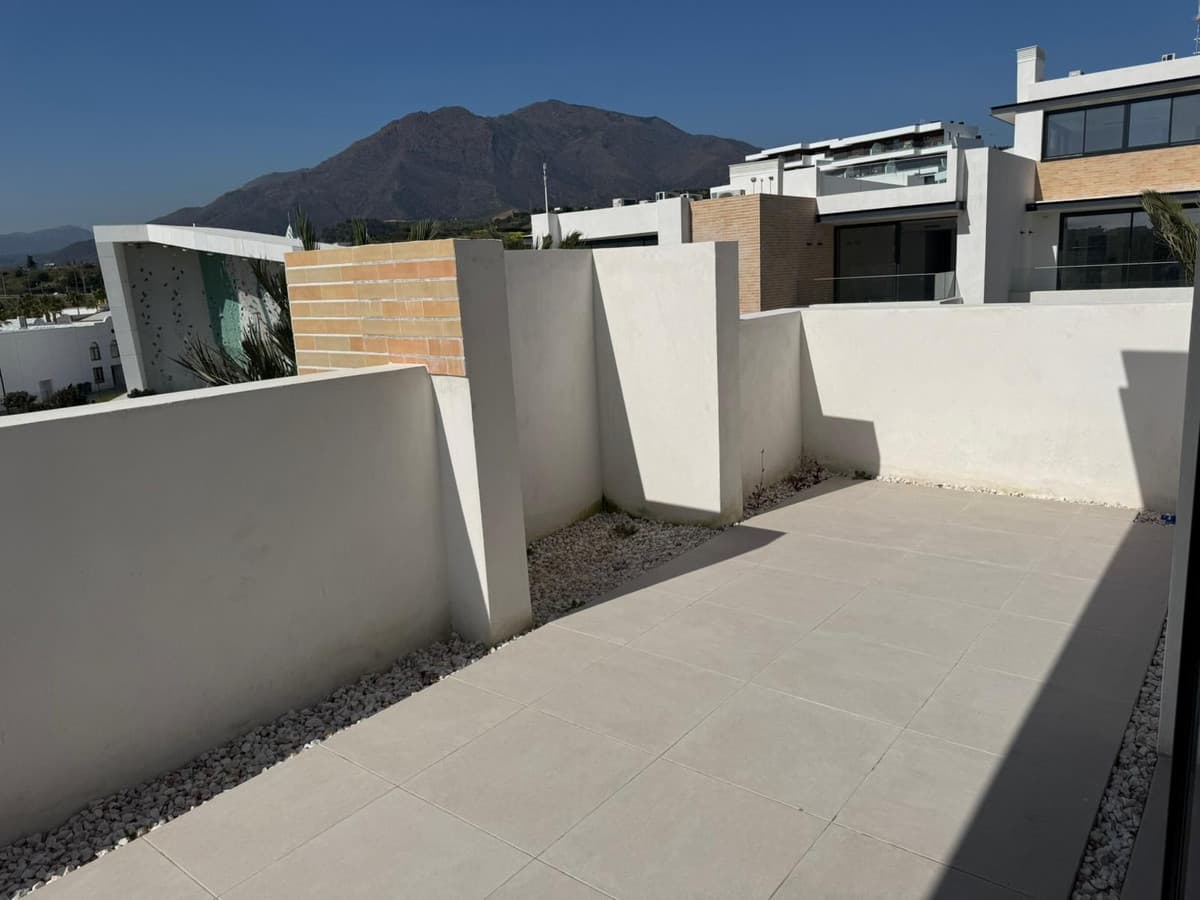 Penthouse in Estepona — photo 8 of 9
