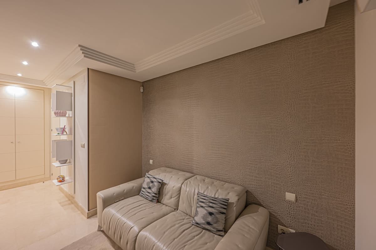 Middle Floor Apartment in Nueva Andalucía — photo 10 of 10