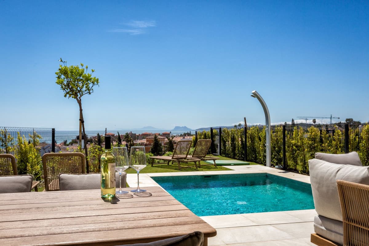 Townhouse in Estepona — photo 10 of 10