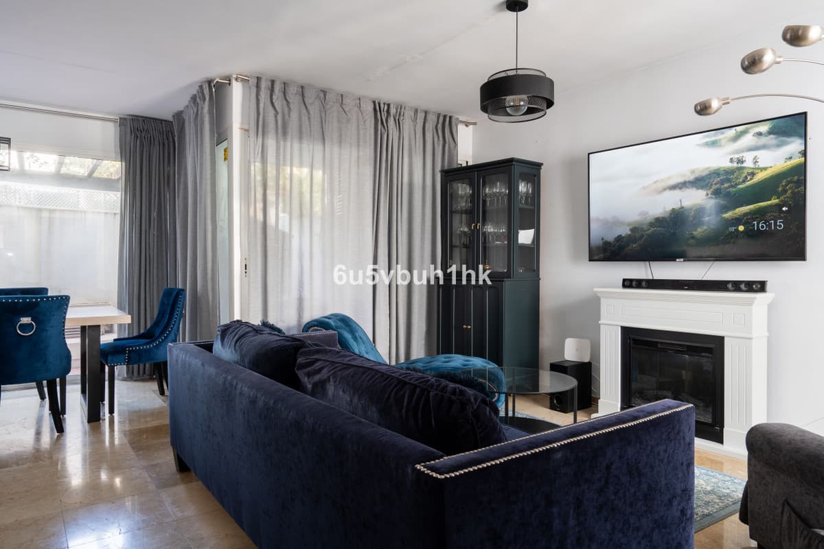 Townhouse in Nueva Andalucía — photo 4 of 10