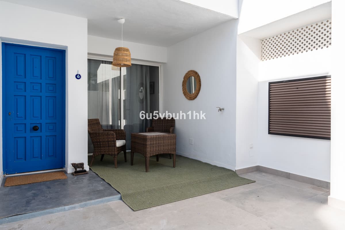 Townhouse in Nueva Andalucía — photo 7 of 10