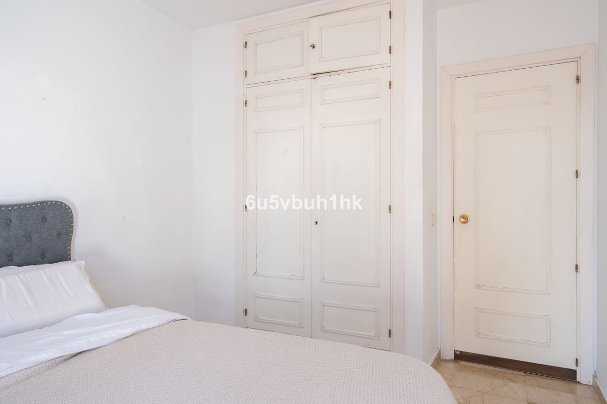 Townhouse in Nueva Andalucía — photo 10 of 10