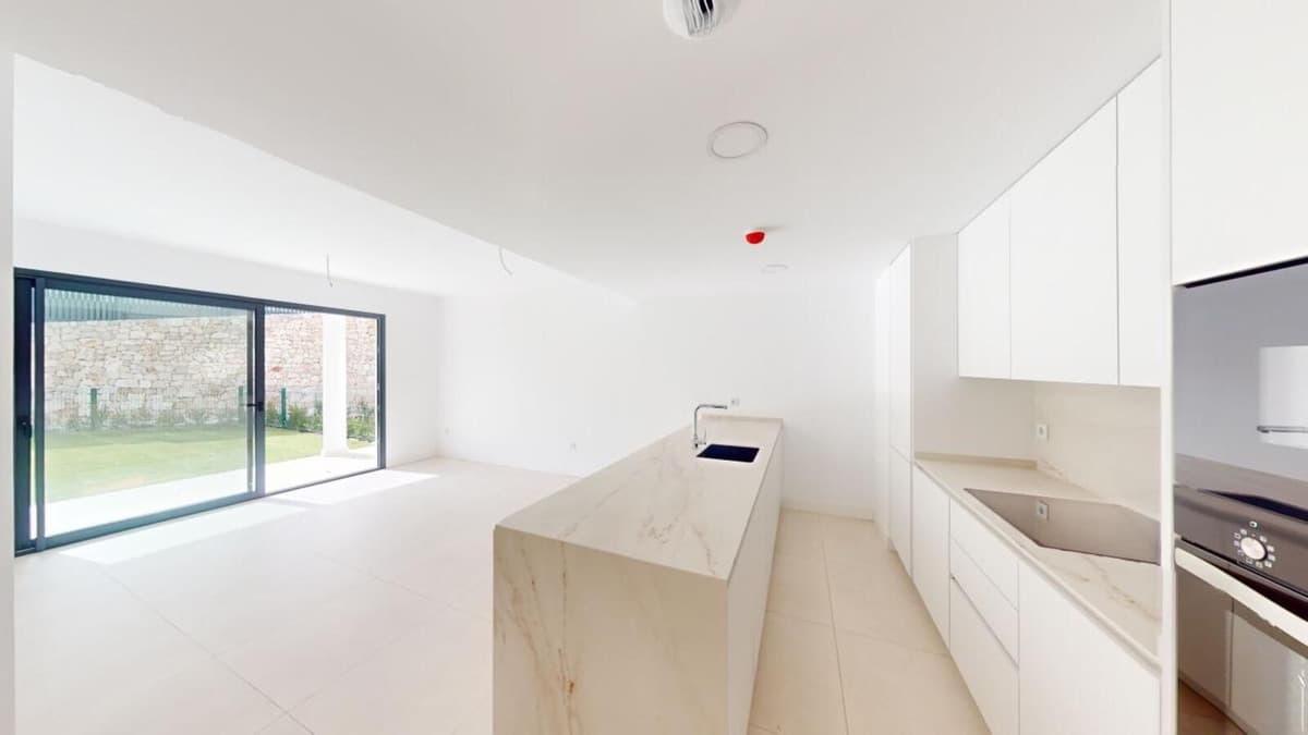 Ground Floor Apartment in Higueron — photo 6 of 10