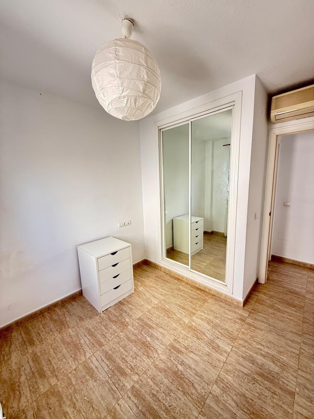 Middle Floor Apartment in Benalmadena Costa — photo 16 of 20