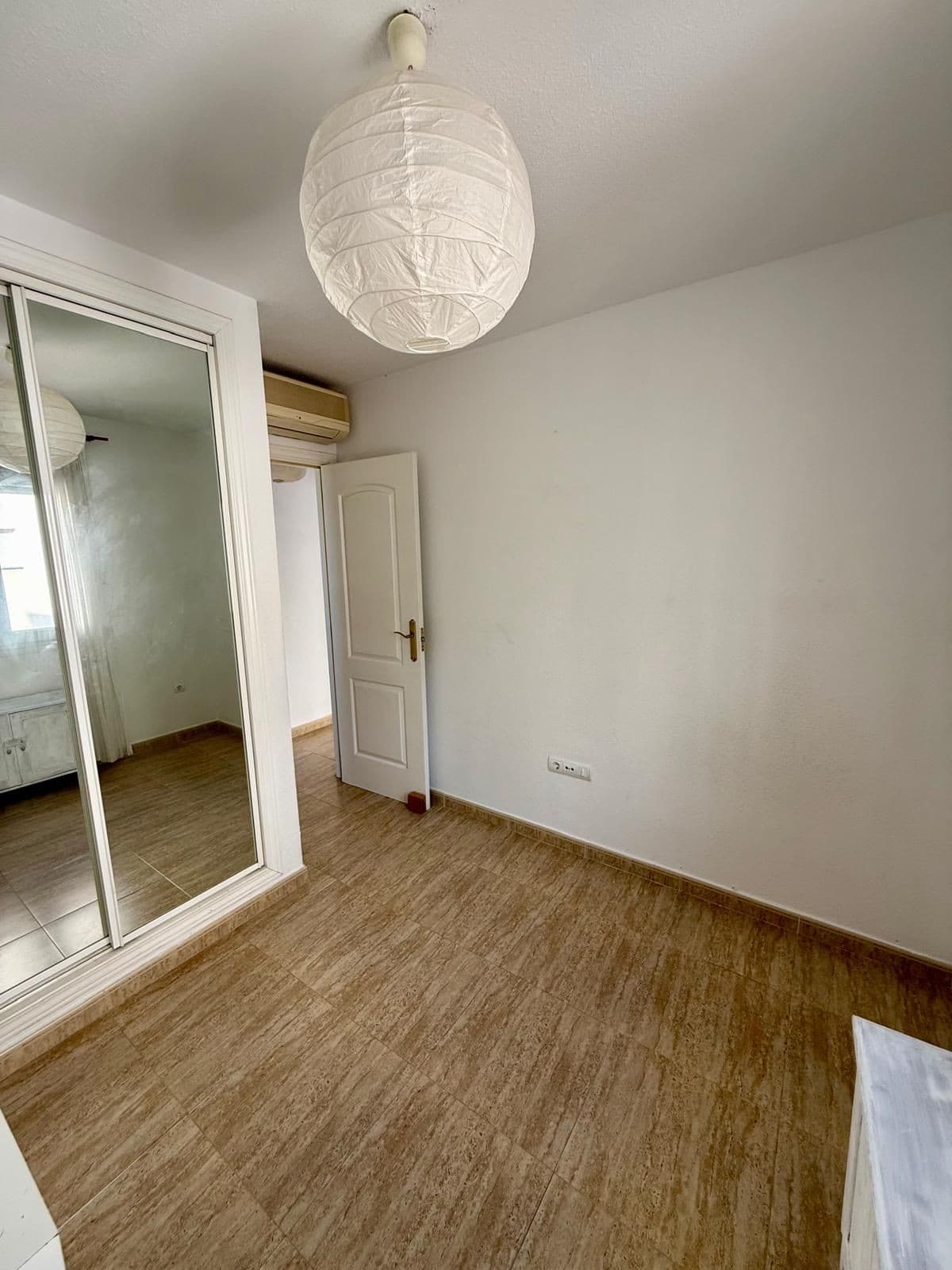 Middle Floor Apartment in Benalmadena Costa — photo 18 of 20