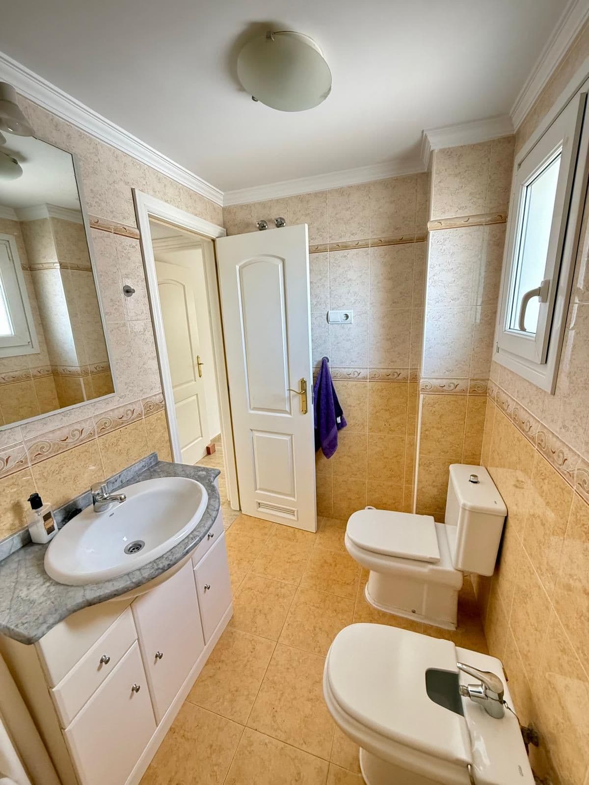 Middle Floor Apartment in Benalmadena Costa — photo 20 of 20