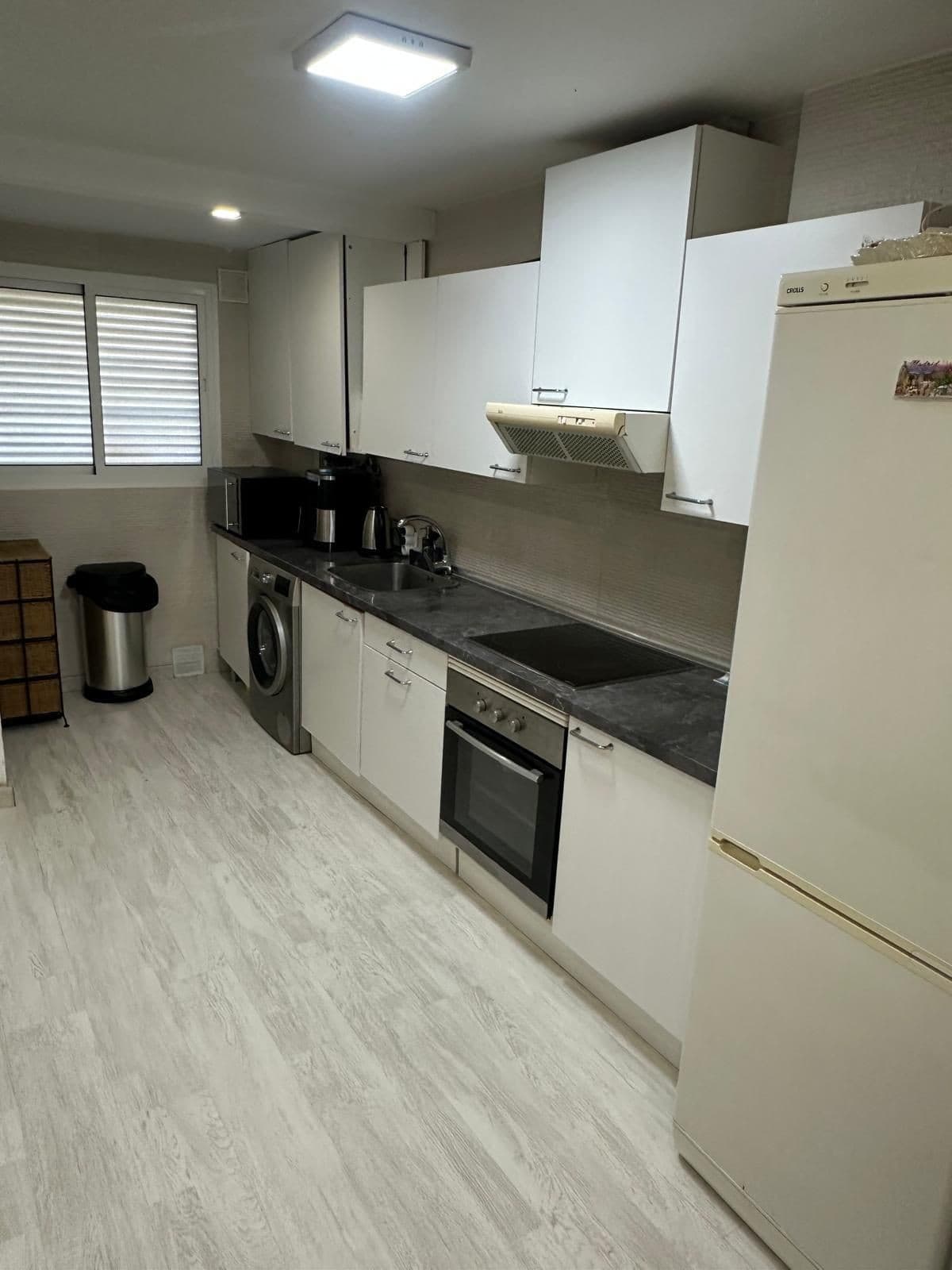 Middle Floor Apartment in Torrequebrada — photo 7 of 10