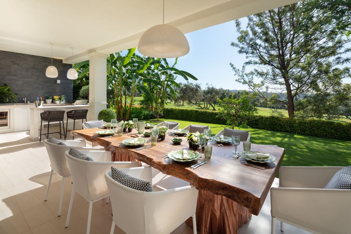 Detached Villa in Nueva Andalucía — photo 3 of 10