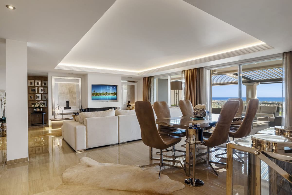 Penthouse Duplex in Benahavís — photo 4 of 10