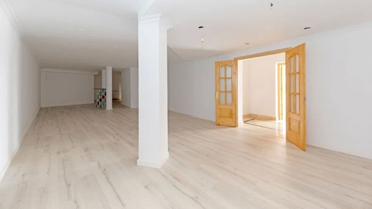 Detached Villa in Los Almendros — photo 4 of 10