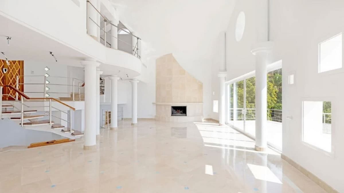 Detached Villa in Los Almendros — photo 7 of 10
