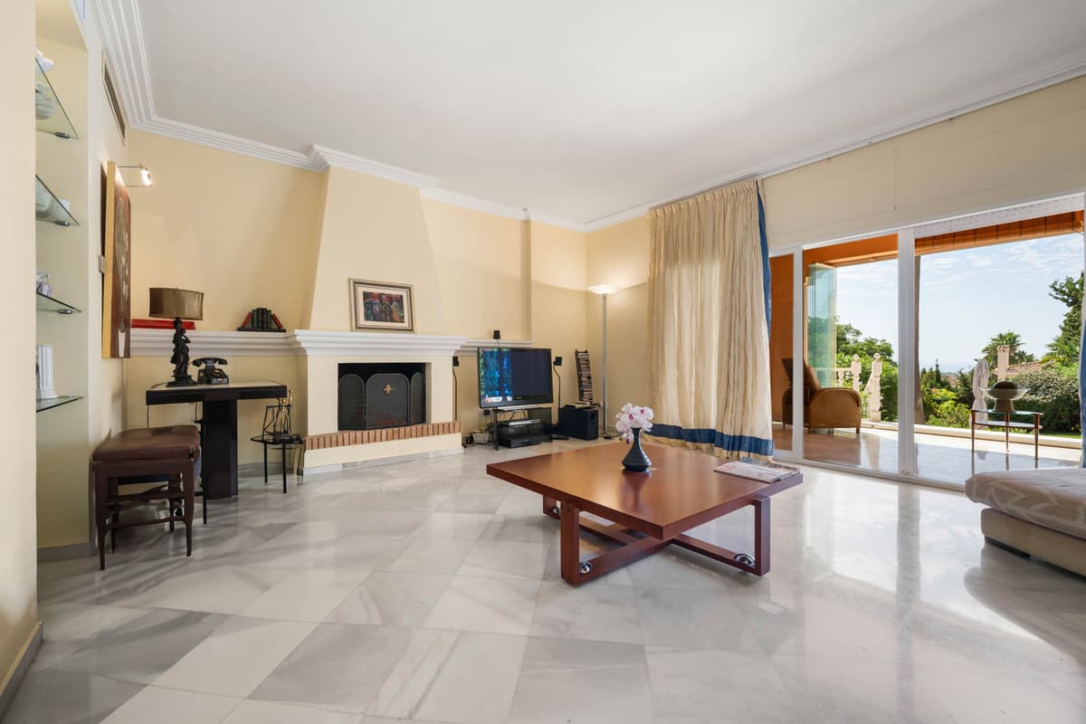 Detached Villa in Elviria — photo 10 of 10