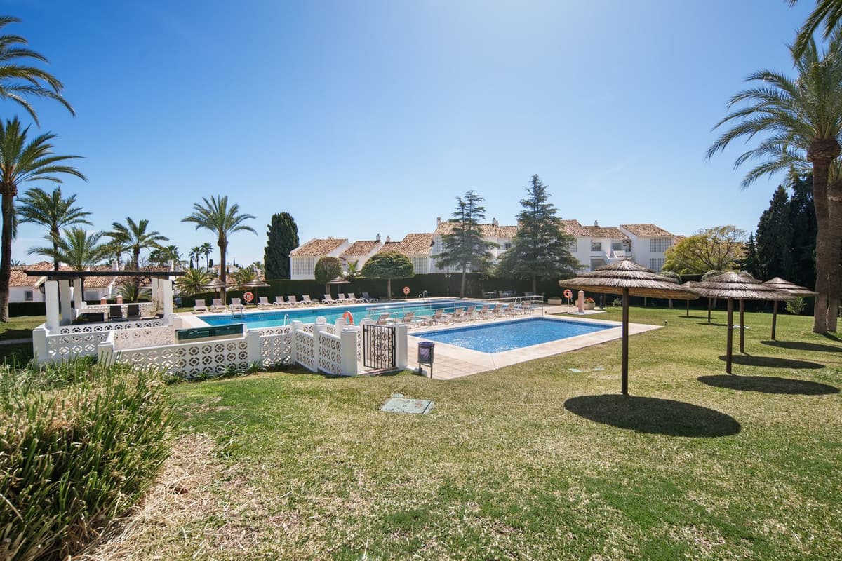 Ground Floor Apartment in Nueva Andalucía — photo 4 of 10
