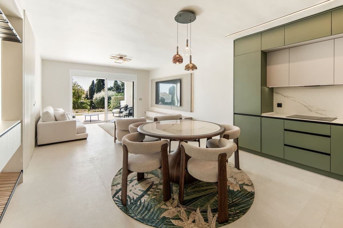 Ground Floor Apartment in Nueva Andalucía — photo 7 of 10