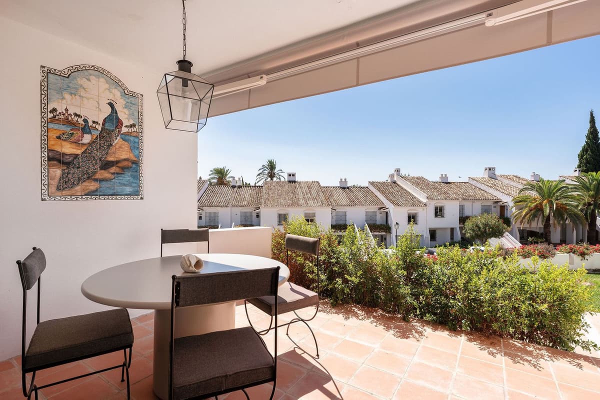Ground Floor Apartment in Nueva Andalucía — photo 6 of 10