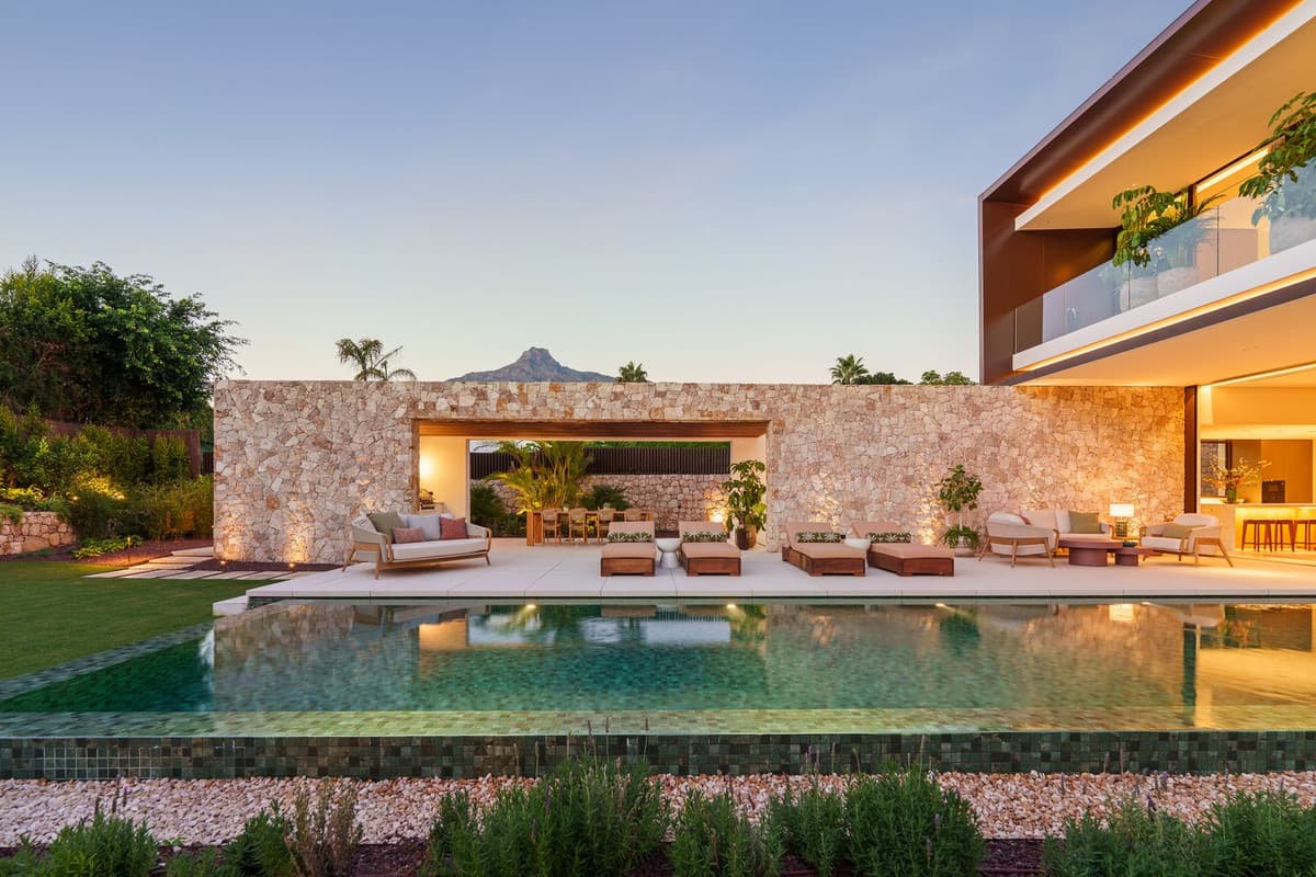 Detached Villa in Marbella — photo 3 of 10