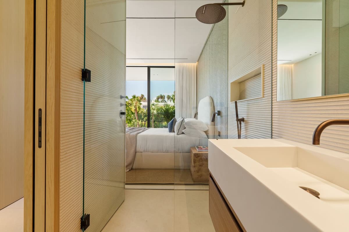 Detached Villa in Marbella — photo 9 of 10