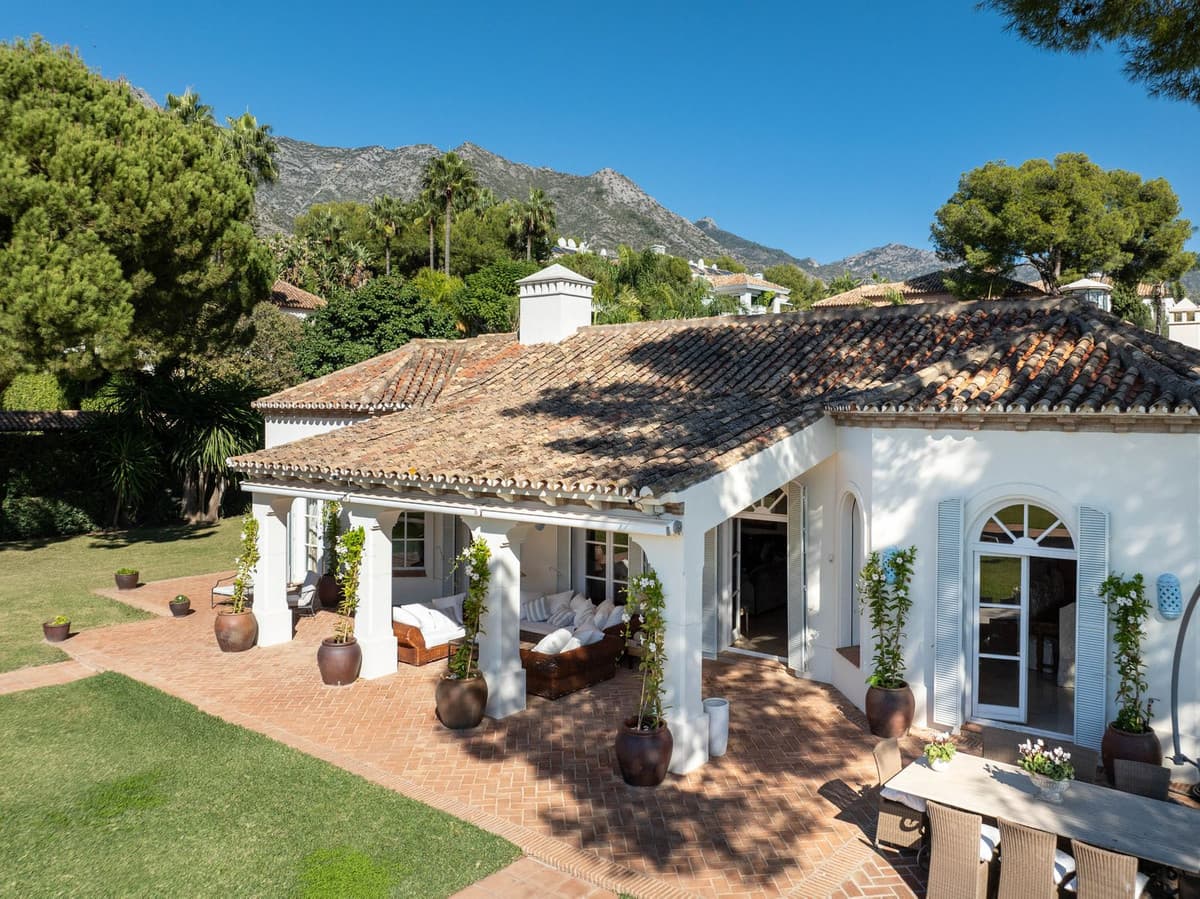 Detached Villa in Marbella — photo 4 of 10