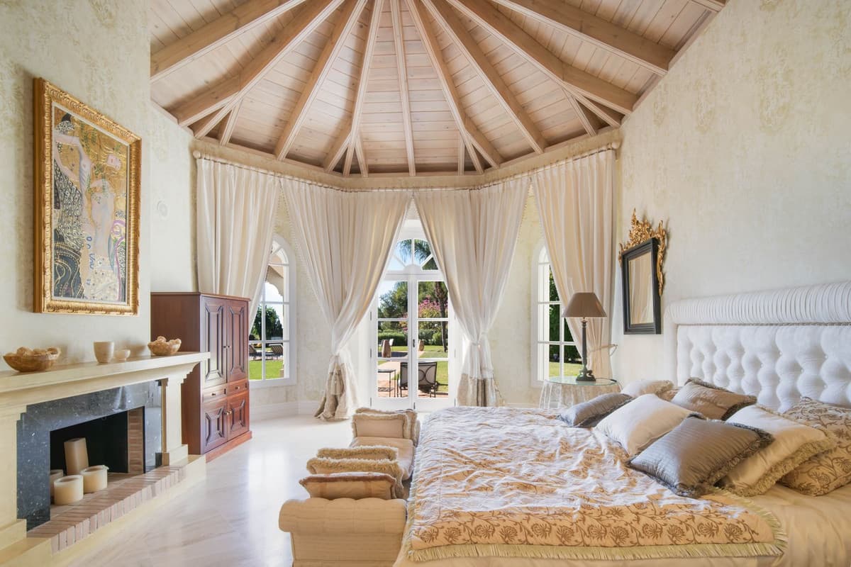 Detached Villa in Marbella — photo 8 of 10