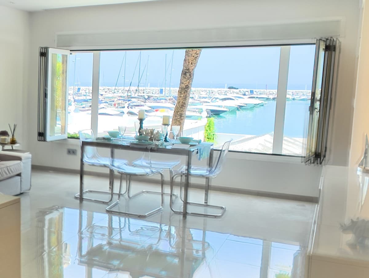 Middle Floor Apartment in Puerto Banús — photo 2 of 10