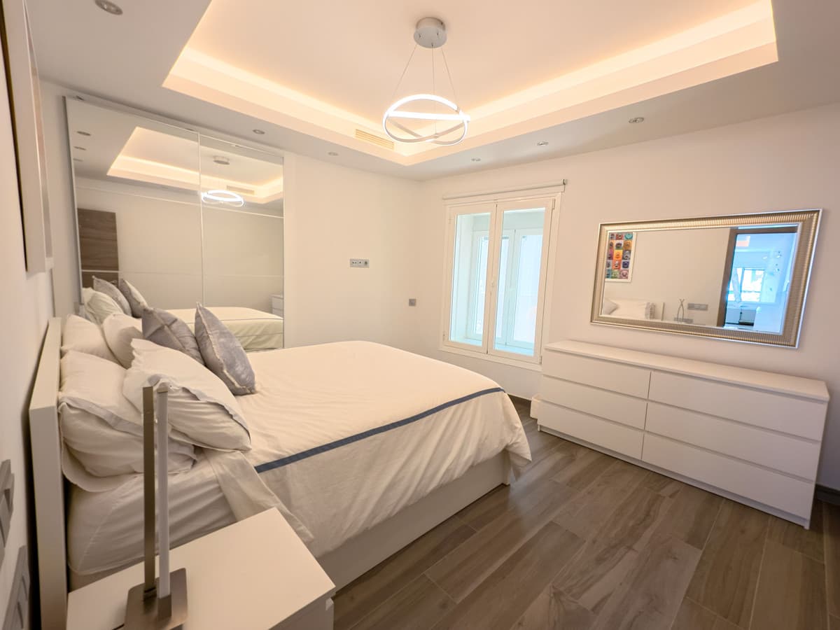 Middle Floor Apartment in Puerto Banús — photo 10 of 10