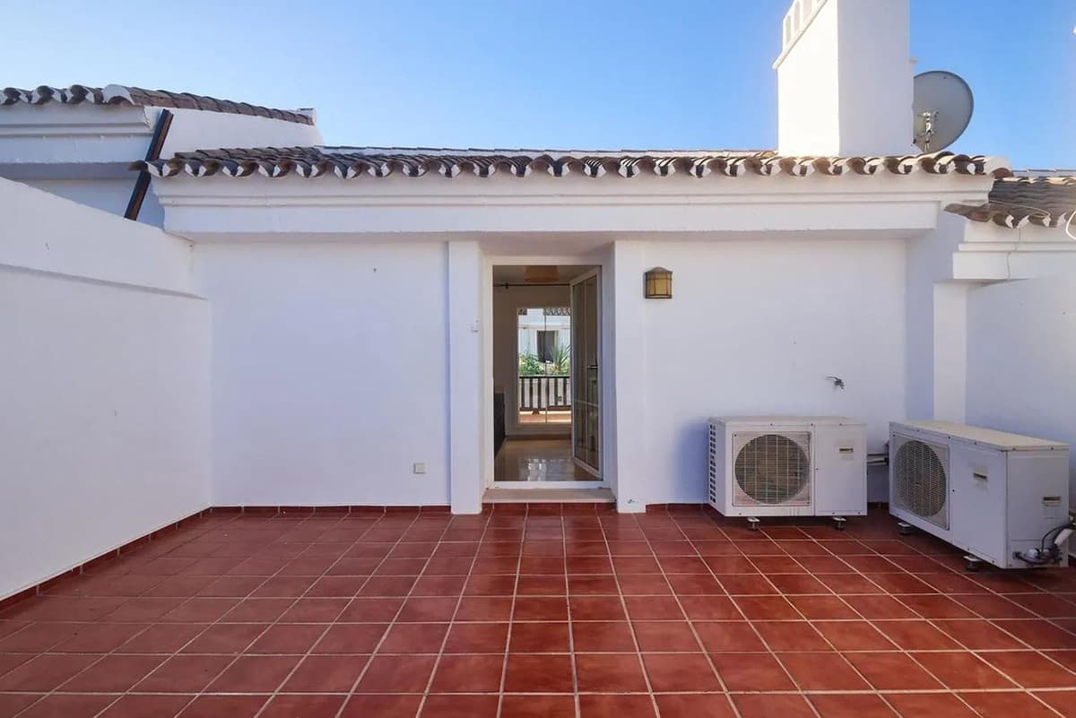 Townhouse in Lauro Golf — photo 9 of 10